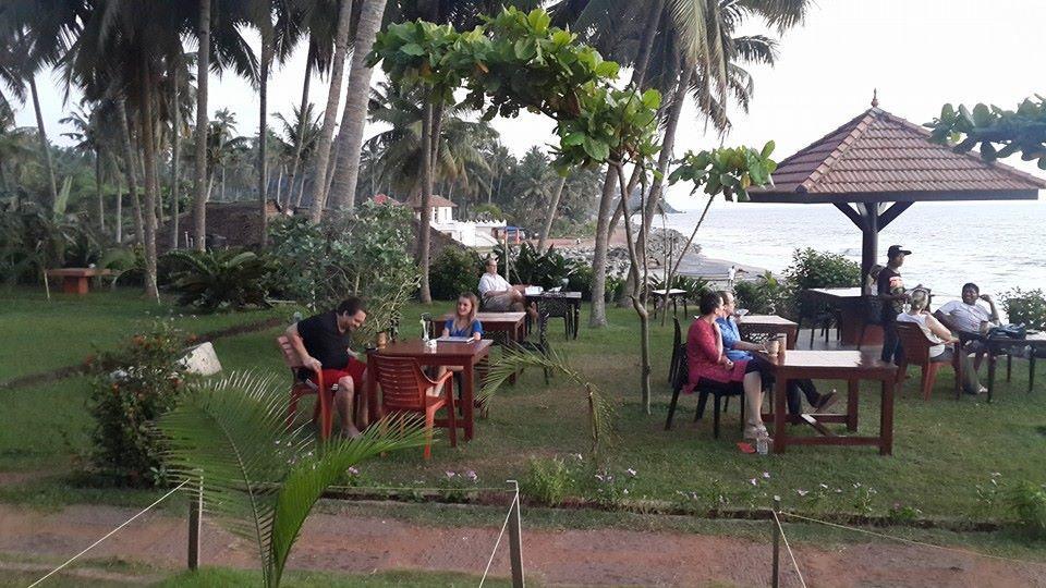 深海海滩度假酒店 瓦尔卡拉 外观 照片